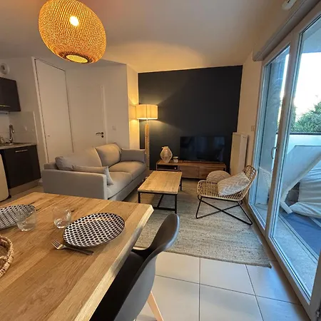 Διαμέρισμα Deux Pieces A - Terrasse, Parking, Wifi - Fr-1-338-633 *